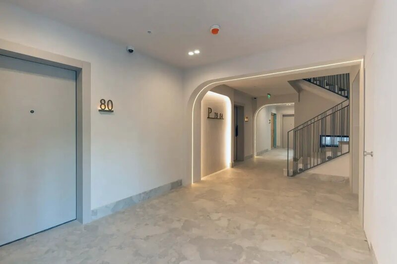 Icon Garden, garsoniera cu gradina, ansamblu nou, finalizat,
